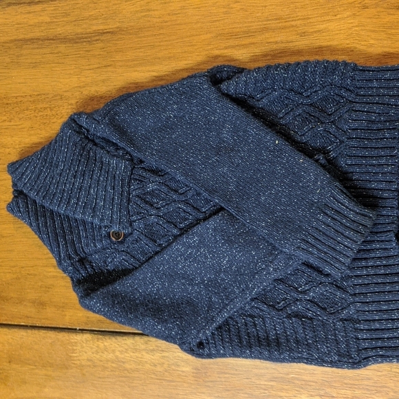 2T and 24 month boys fall/winter sweaters. Cat Jack, jumping beans, Zara brands - Picture 2 of 4
